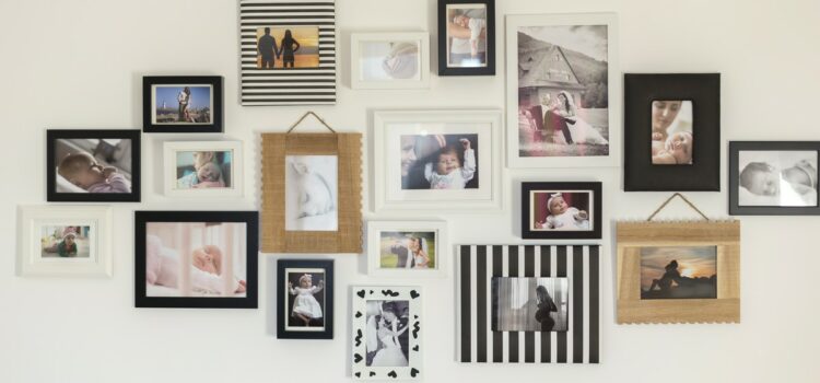 Jak dobierać ramki do zdjęć naściennych?